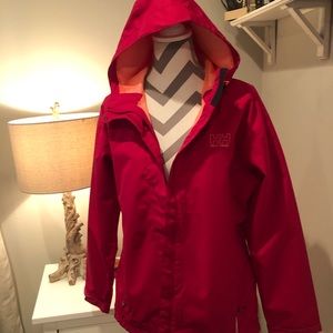 Helly Hansen hooded jacket ☔️
